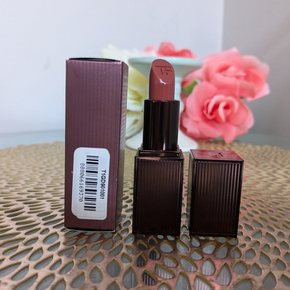 Tom Ford full size lipstick 💄 - Picture 2 of 3